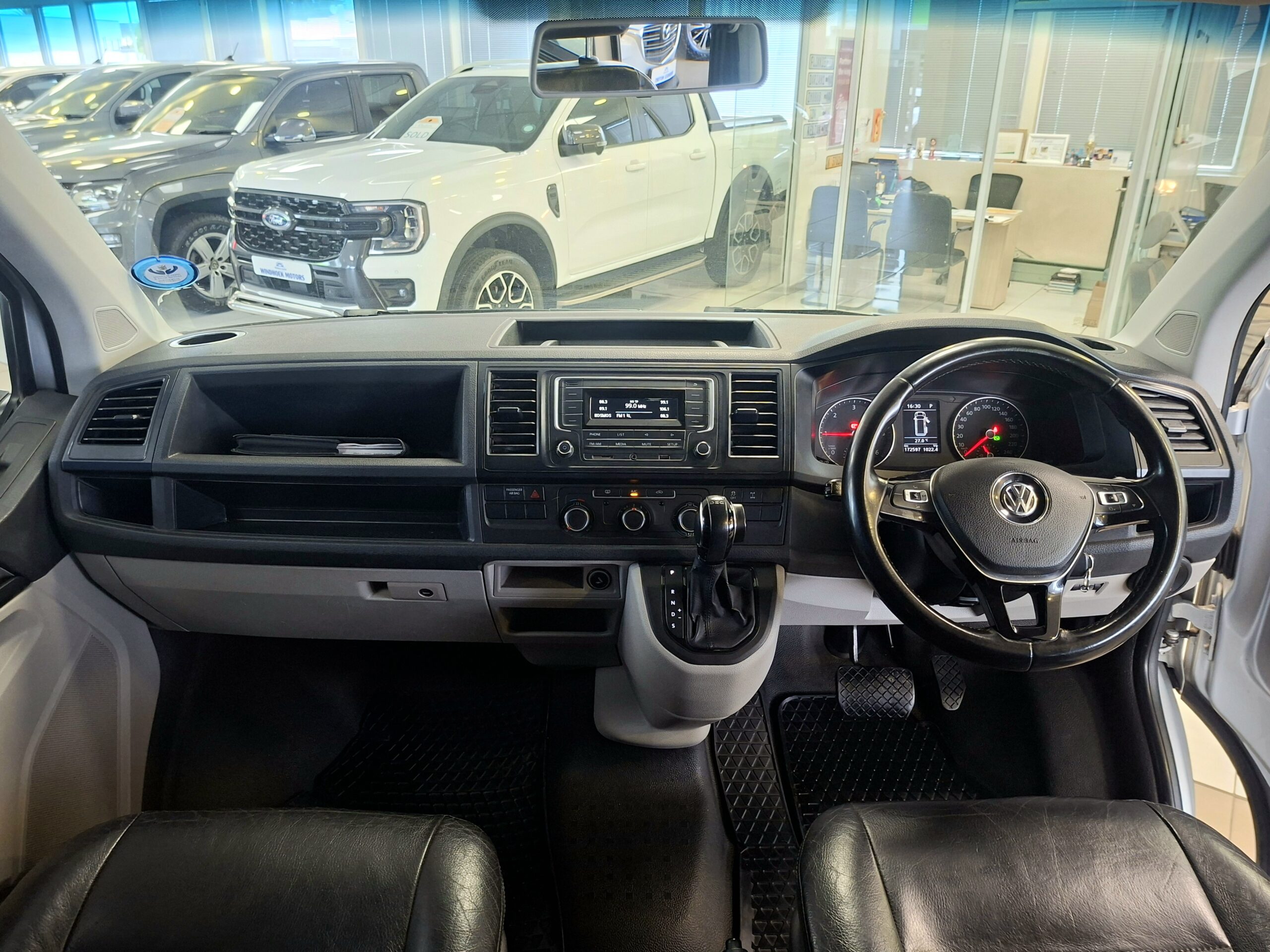 2016 Volkswagen Crew Bus
