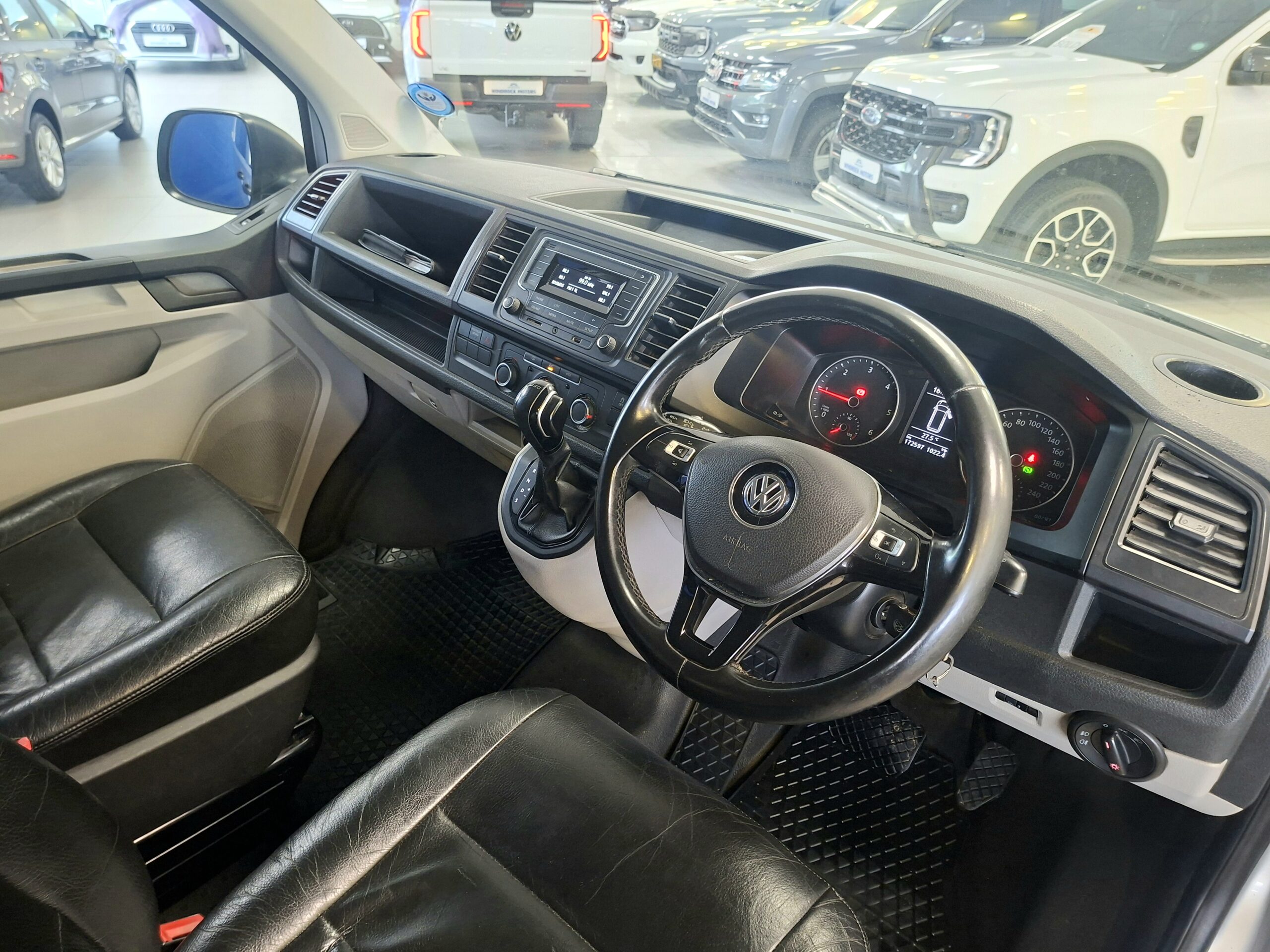 2016 Volkswagen Crew Bus