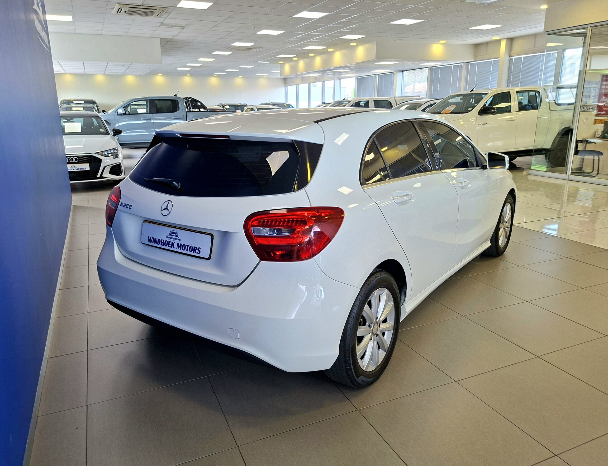 2016 Mercedes-Benz A200 Style Manual